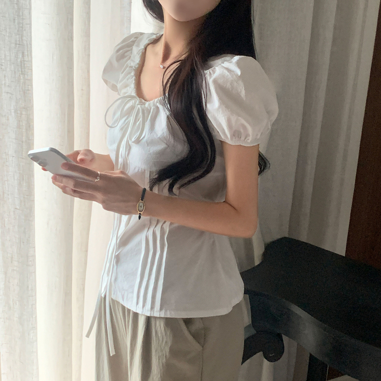 リボンシャーリングパフ半袖ブラウス IVORY