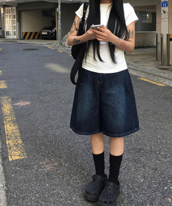 ショートパンツ バミューダウォッシングデニムパンツ DEEP BLUE