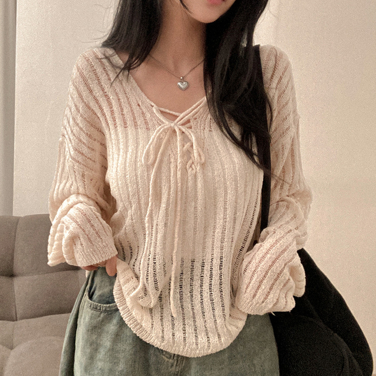 아일렛 리본 시스루 루즈핏 부클 니트 베이지