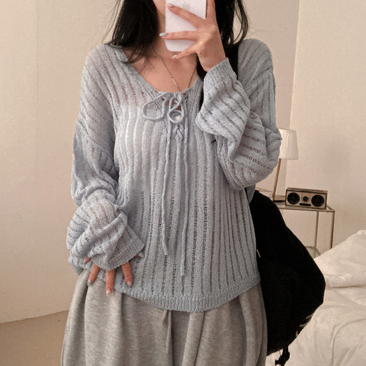 아일렛 리본 시스루 루즈핏 부클 니트 소라