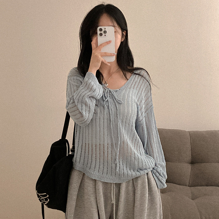 아일렛 리본 시스루 루즈핏 부클 니트 소라