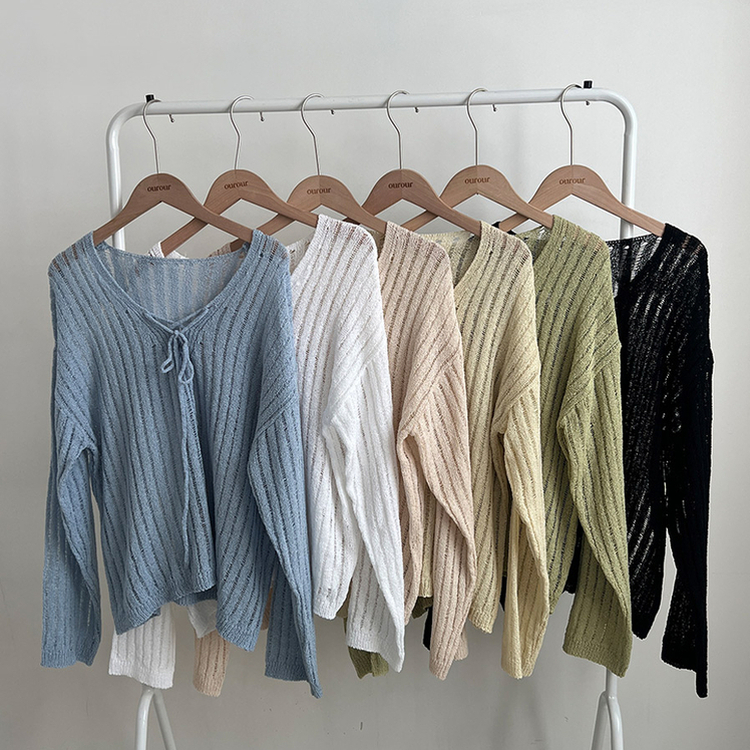 아일렛 리본 시스루 루즈핏 부클 니트