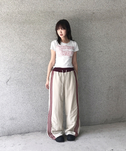バイカラーラインナイロントレーニングワイドパンツ BEIGE