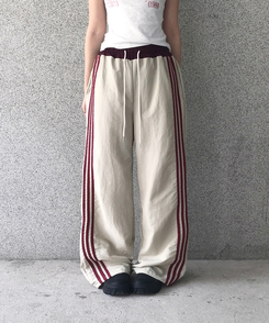 バイカラーラインナイロントレーニングワイドパンツ BEIGE