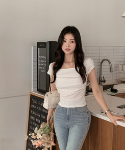 半袖Tシャツ スクエアシャーリング半袖Tシャツ IVORY