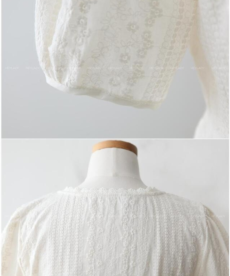 フラワー刺繍ブラウス