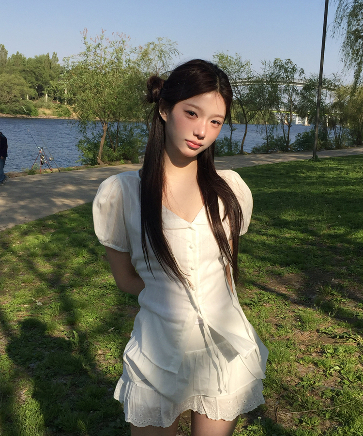 パンチングストラップブラウス IVORY