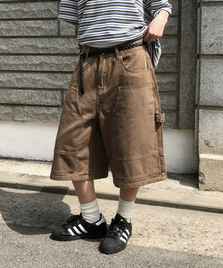カーフェンダースリットバミューダパンツ BROWN