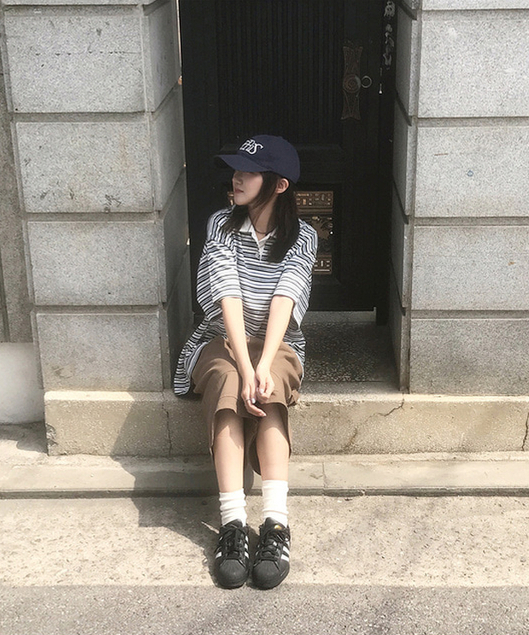 カーフェンダースリットバミューダパンツ BROWN