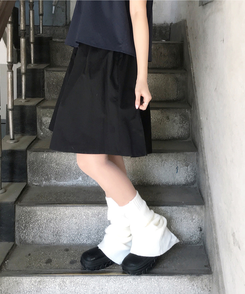 シャーリングコットンミディスカート BLACK