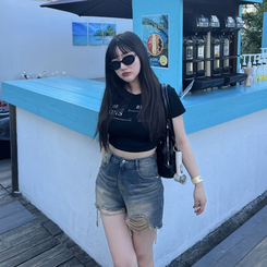 半袖Tシャツ マルチレターストリングミニクロップ BLACK