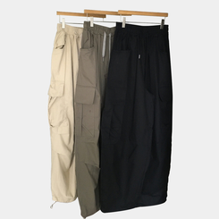 カーゴバルーンワイドパンツ