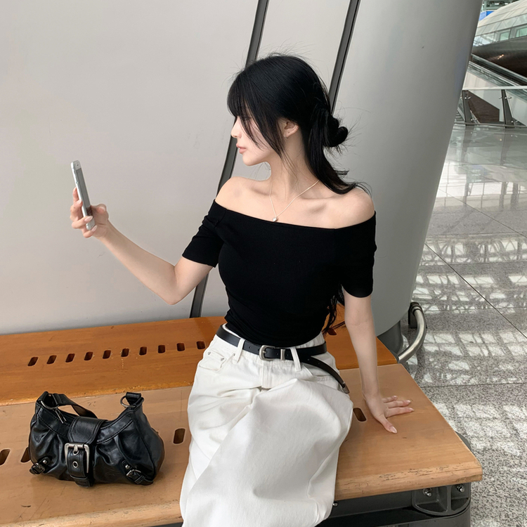ワンオフショルダベーシック半袖Tシャツ BLACK