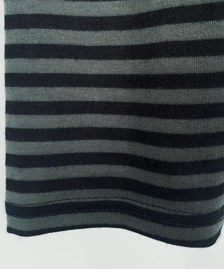 ストライプフードTシャツ