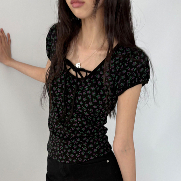 小花フラワーリボンストラップパフ袖半袖Tシャツ BLACK