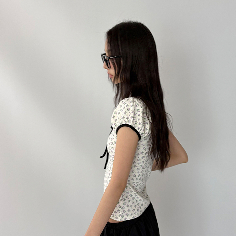 小花フラワーリボンストラップパフ袖半袖Tシャツ CREAM