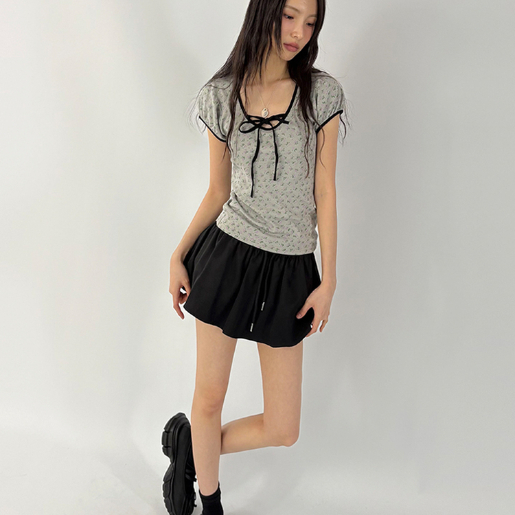 小花フラワーリボンストラップパフ袖半袖Tシャツ MELANGE