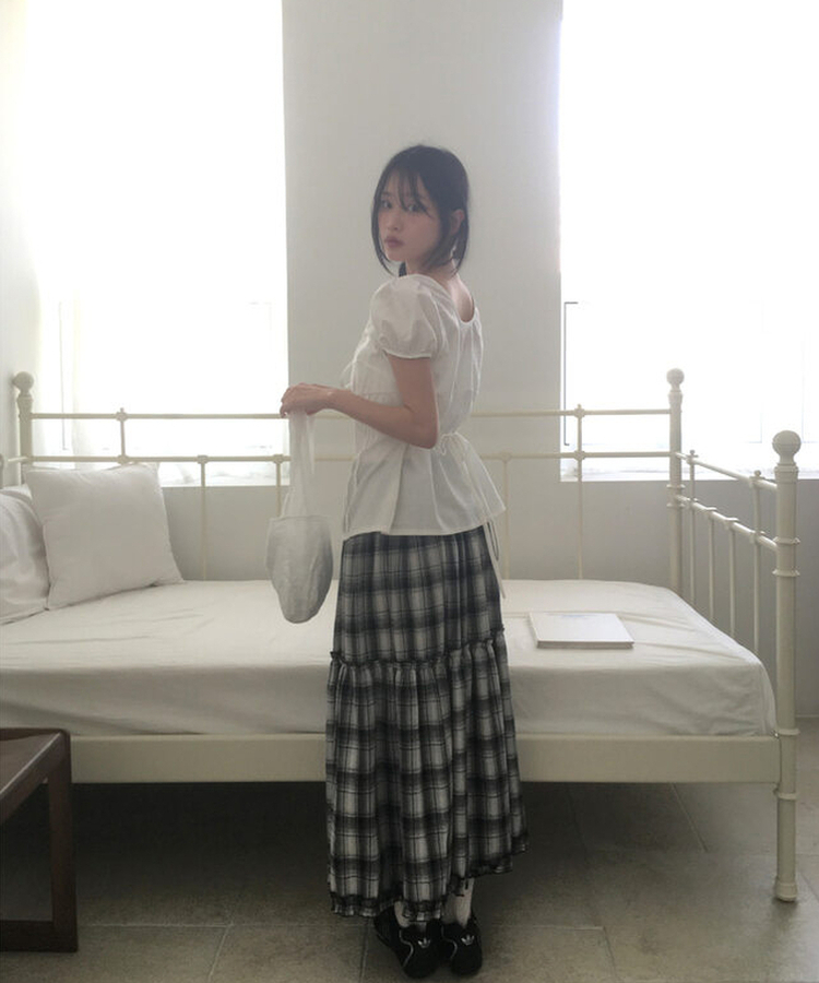 ピンタックリボンボタンブラウス IVORY