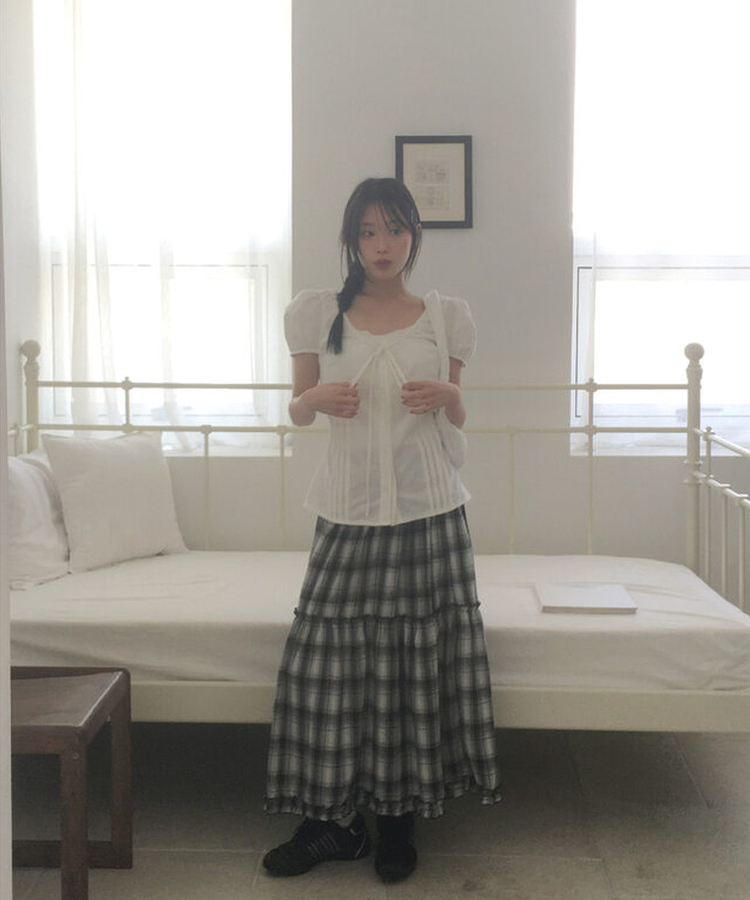 ピンタックリボンボタンブラウス IVORY
