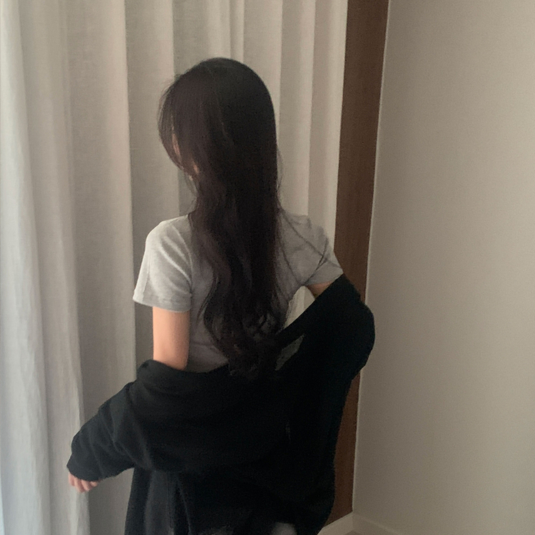 실루엣 만점 사이드 셔링 브이넥라운드 반팔티셔츠 6color 멜란지그레이