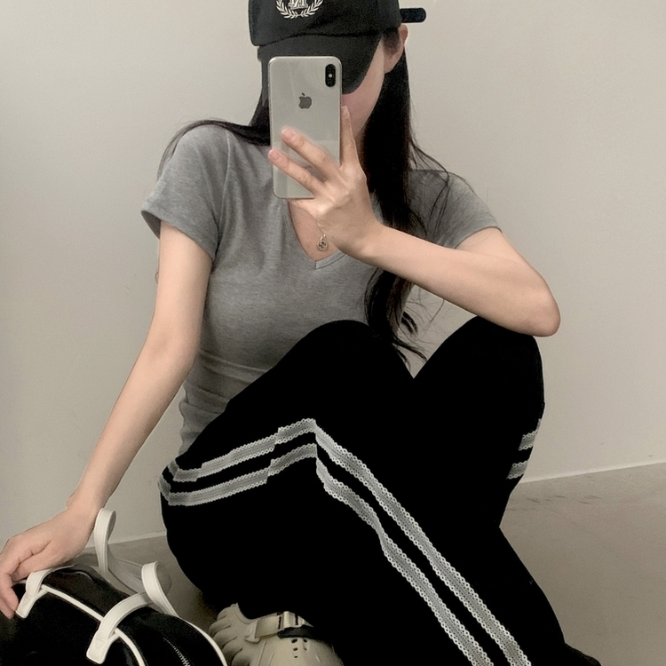실루엣 만점 사이드 셔링 브이넥라운드 반팔티셔츠 6color 멜란지그레이