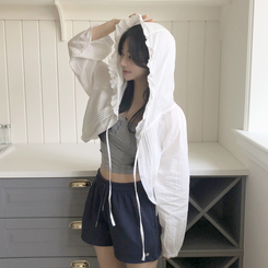[살안타템!러블리]레이스 핀턱 프릴 끈 셔링 후드 블라우스 긴팔 아우터 화이트