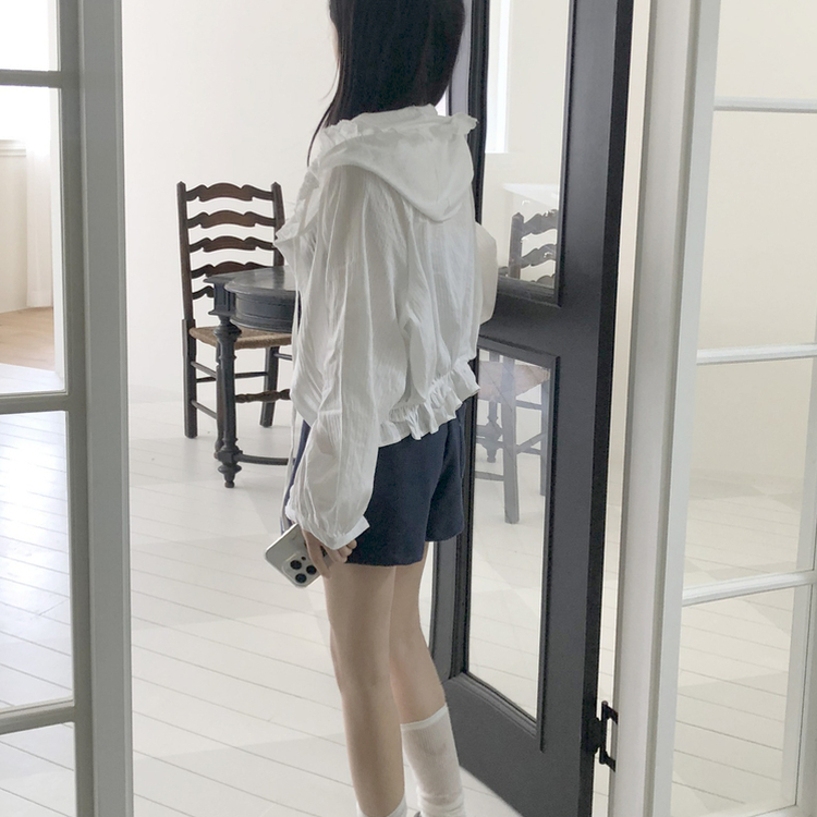 [살안타템!러블리]레이스 핀턱 프릴 끈 셔링 후드 블라우스 긴팔 아우터 화이트