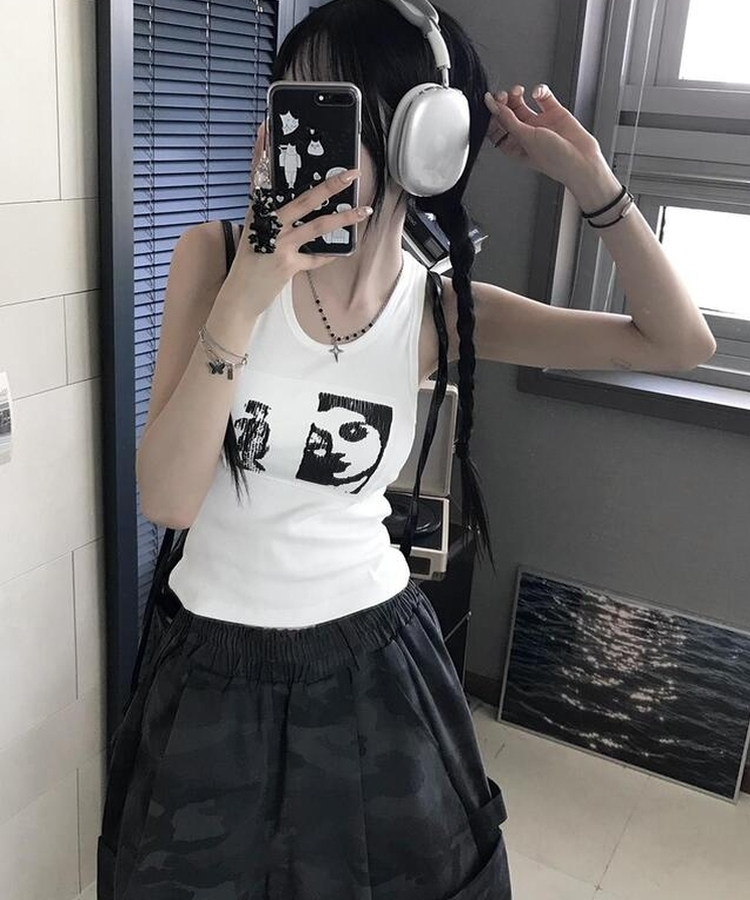 ノースリーブ シャインクロップキャミソール IVORY