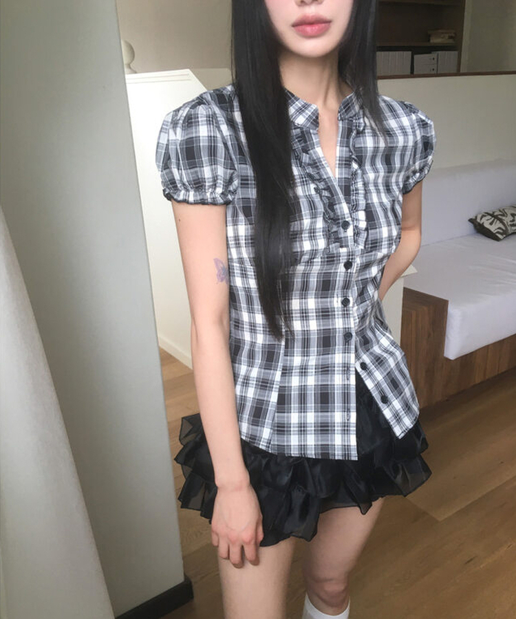 Vネックチェックフリルブラウス BLACK