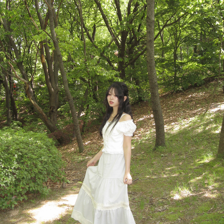 パンチングレースボタン半袖ブラウス IVORY