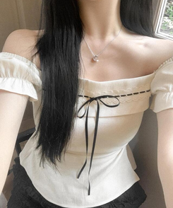 リボンシャーリングブラウス LIGHT BEIGE