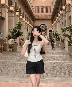 リボンシャーリングブラウス LIGHT BEIGE