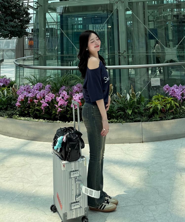 スリージップポケットショルダーバッグ  BLACK