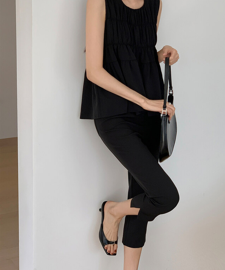 ok.soon モノトーンツイードカプリパンツ サイズ 1 ok.soon モノトーンツイードカプリパンツ サイズ 1