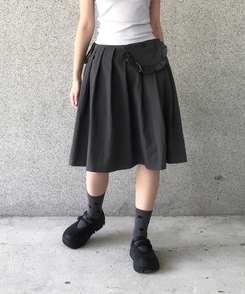 【ミニバッグ ベルト付き】フレアナイロンロングスカート CHARCOAL