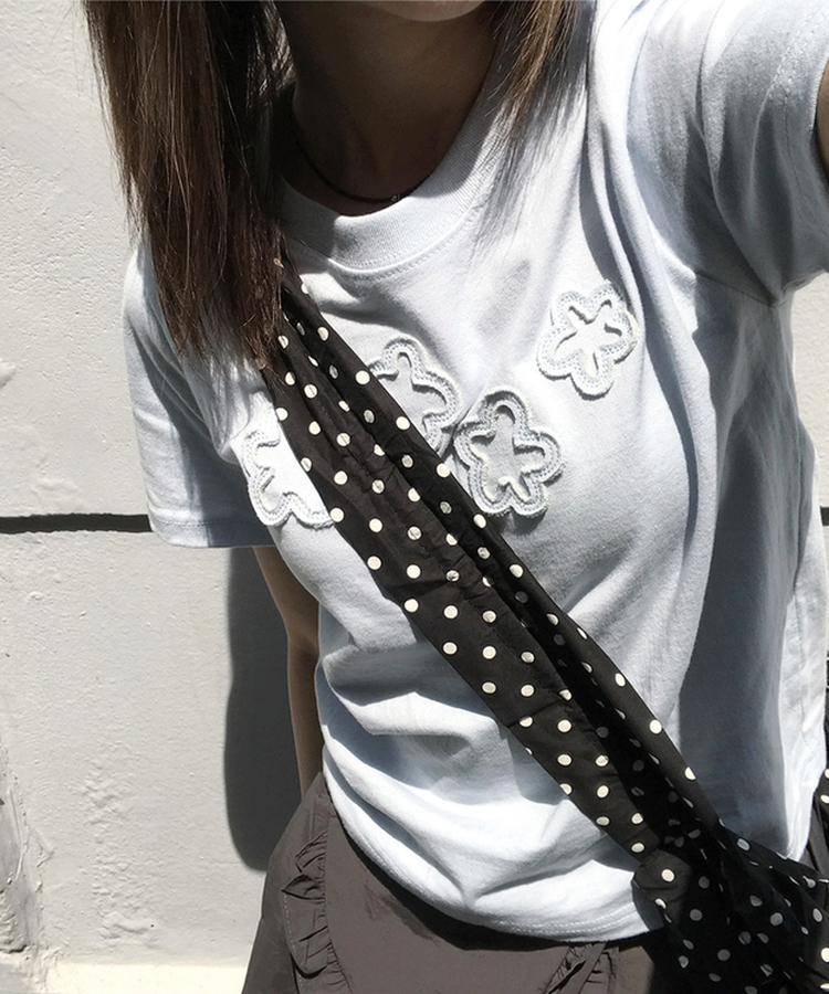 フラワーラウンドセミクロップ半袖Tシャツ(5color) SKY BLUE