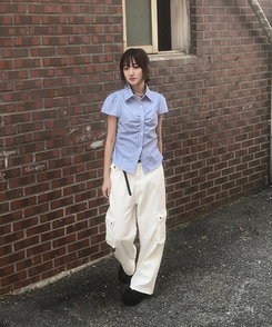 シャーリングセミクロップブラウス(5color) STRIPE BLUE