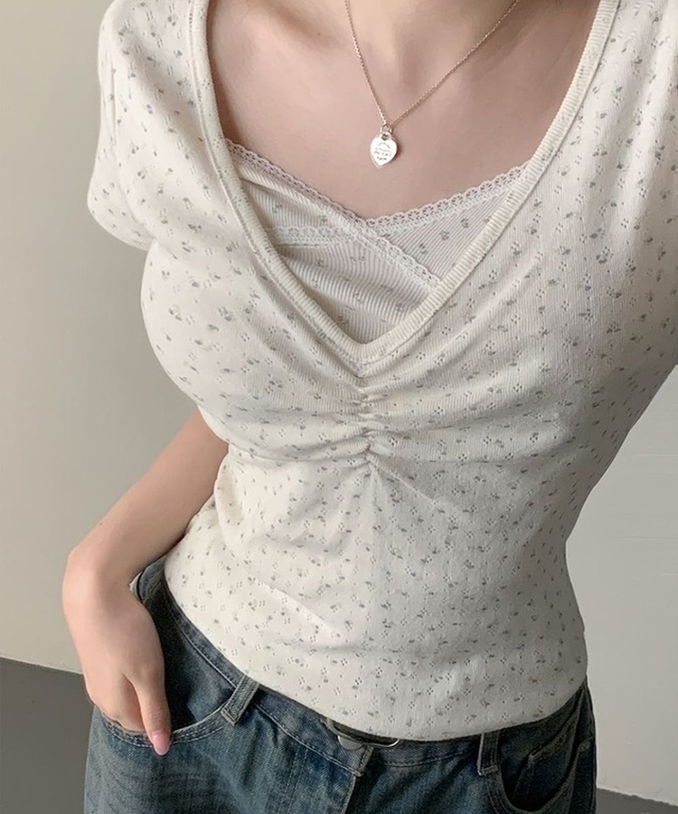 フラワーVネックシャーリング半袖Tシャツ CREAM