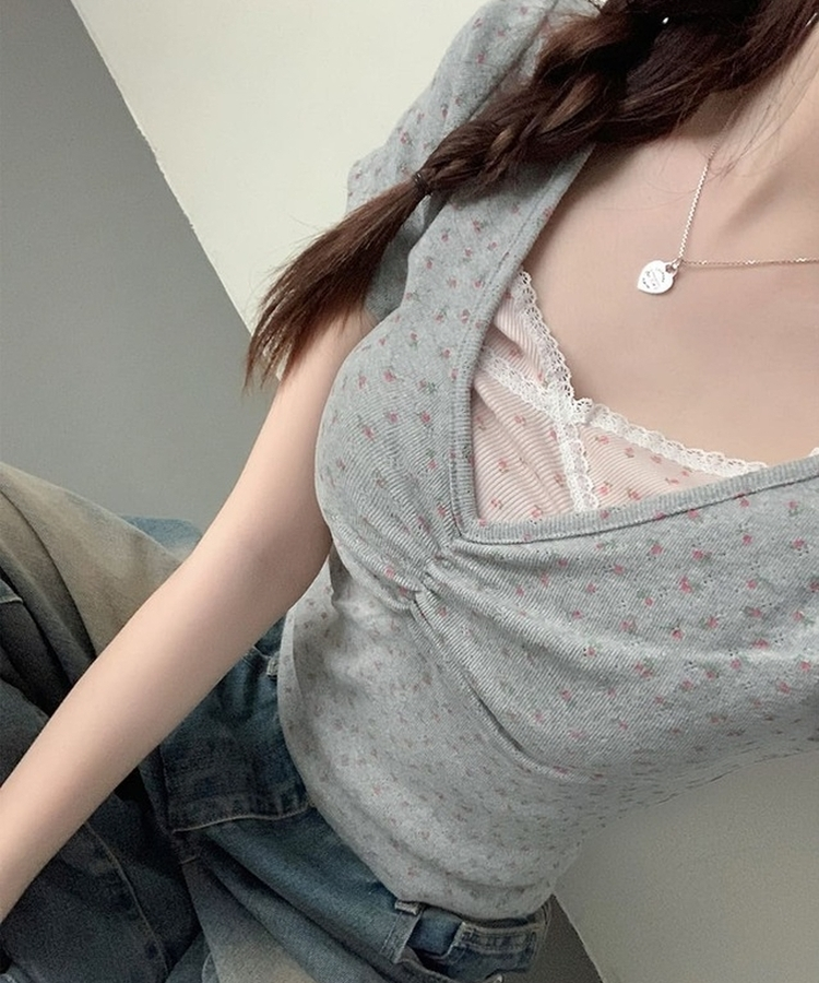 フラワーVネックシャーリング半袖Tシャツ GREY