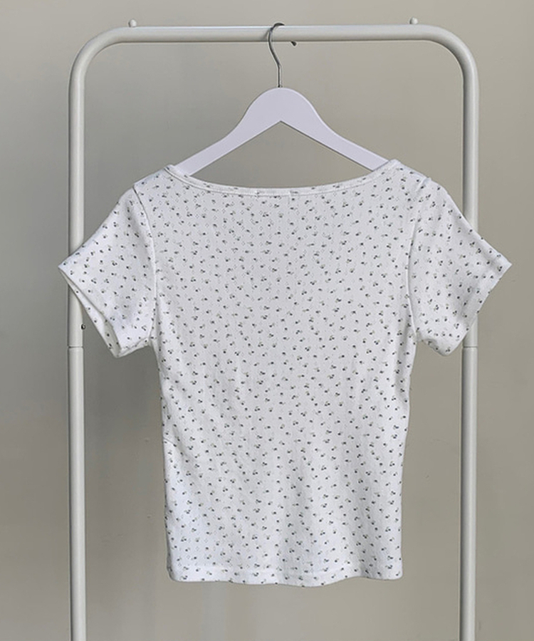 フラワーVネックシャーリング半袖Tシャツ