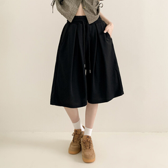 ショートパンツ ハイウエストピンタックトレーニンバミューダパンツ BLACK