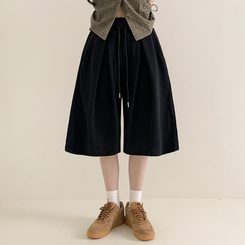 ショートパンツ ハイウエストピンタックトレーニンバミューダパンツ BLACK