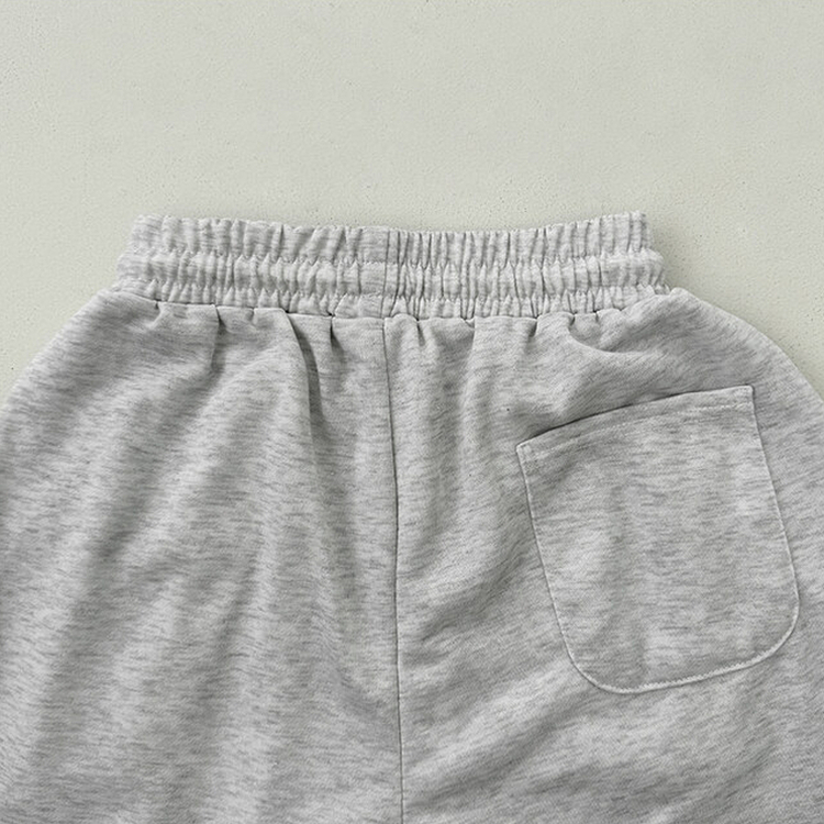 ハイウエストピンタックトレーニンバミューダパンツ