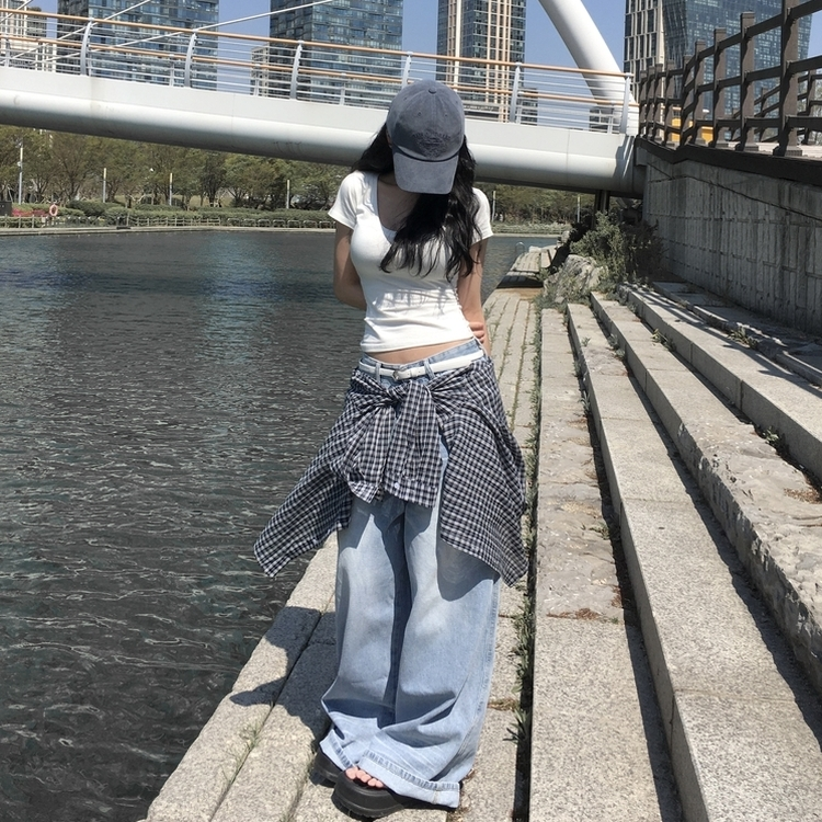 キャットブラシウォッシングワイドデニム LIGHT BLUE