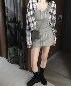 ミニスカート リベットトレーニングスカート GREY