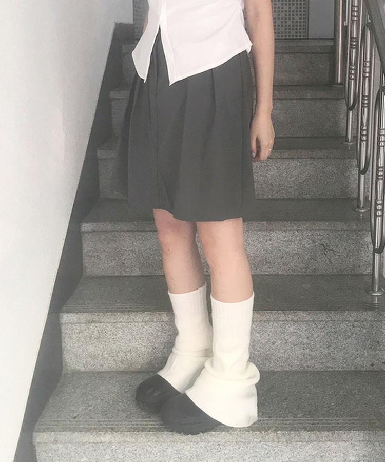 ピンタックAラインナイロンミディスカート CHARCOAL