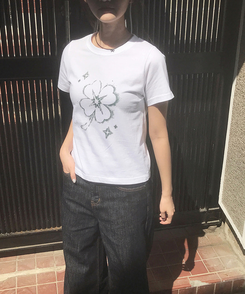 クローバーセミクロップ半袖Tシャツ WHITE