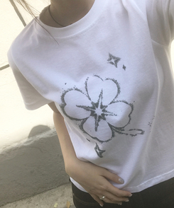 クローバーセミクロップ半袖Tシャツ WHITE