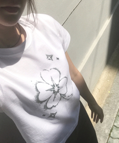 クローバーセミクロップ半袖Tシャツ WHITE
