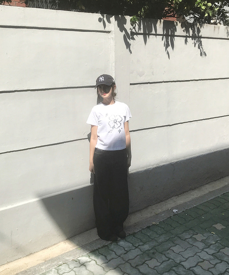 クローバーセミクロップ半袖Tシャツ WHITE